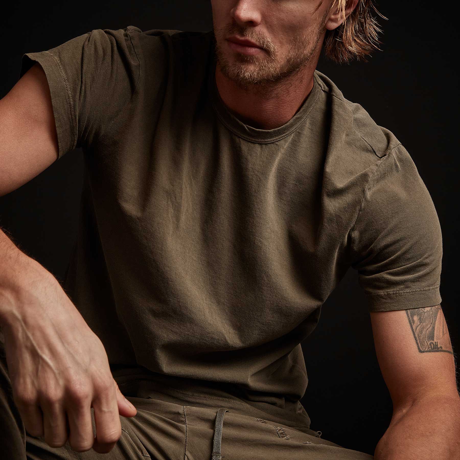 Short Sleeve Crew Neck - Old Whiskey Pigment | James Perse Los Angeles