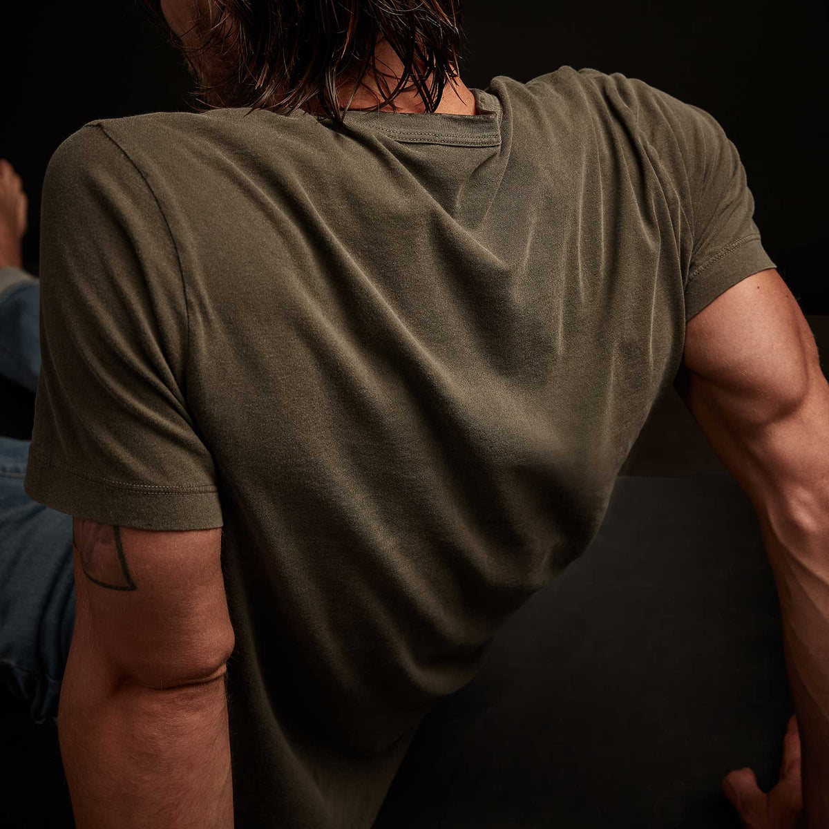 Short Sleeve Crew Neck In Platoon Pigment | James Perse Los Angeles