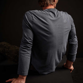 Long Sleeve Crew Neck - Maine Pigment | James Perse Los Angeles