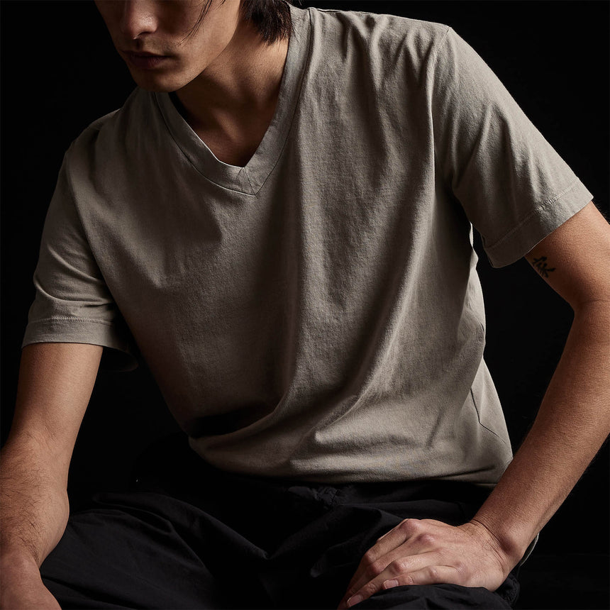 Short Sleeve V Neck in Silt Pigment | James Perse Los Angeles 