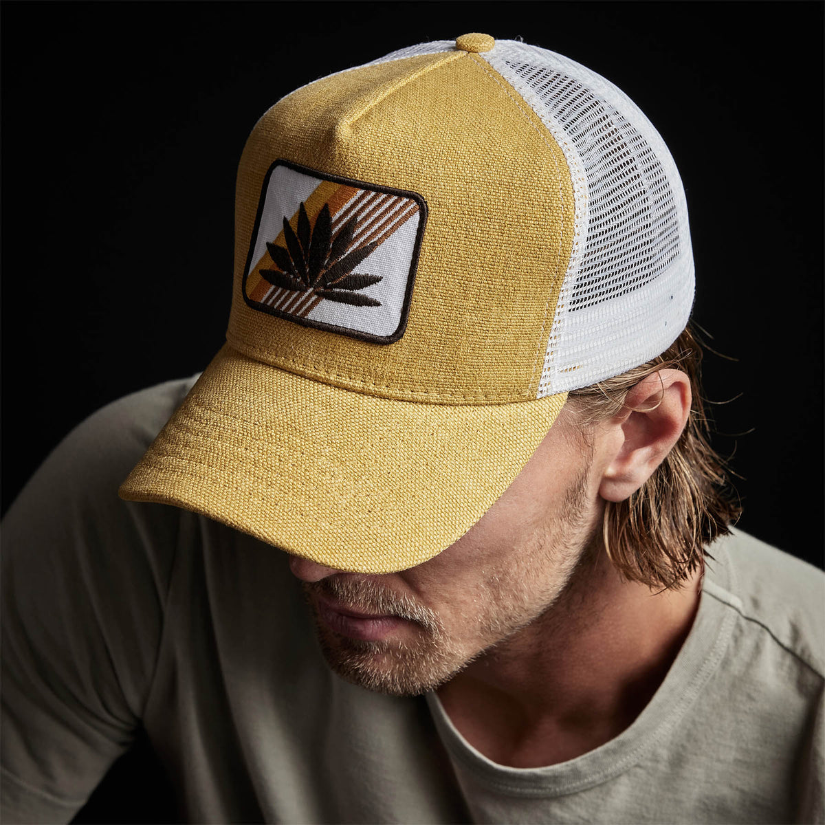 Agave Patch Linen Trucker Hat in Amber | James Perse Los Angeles