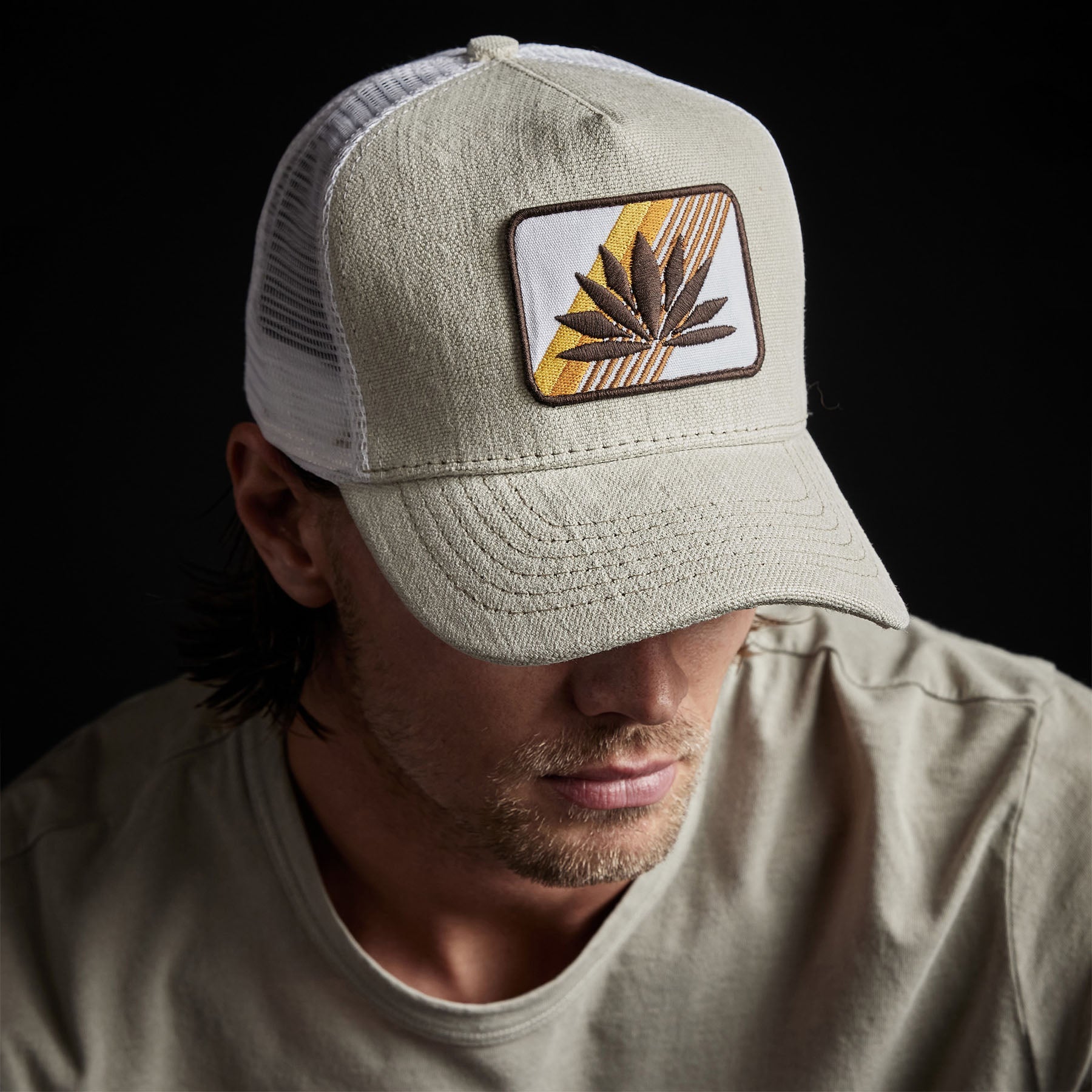 Agave Patch Linen Trucker Hat in Natural | James Perse Los Angeles