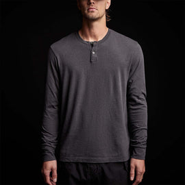 Soft Slub Jersey Long Sleeve Henley in Magma | James Perse Los Angeles 