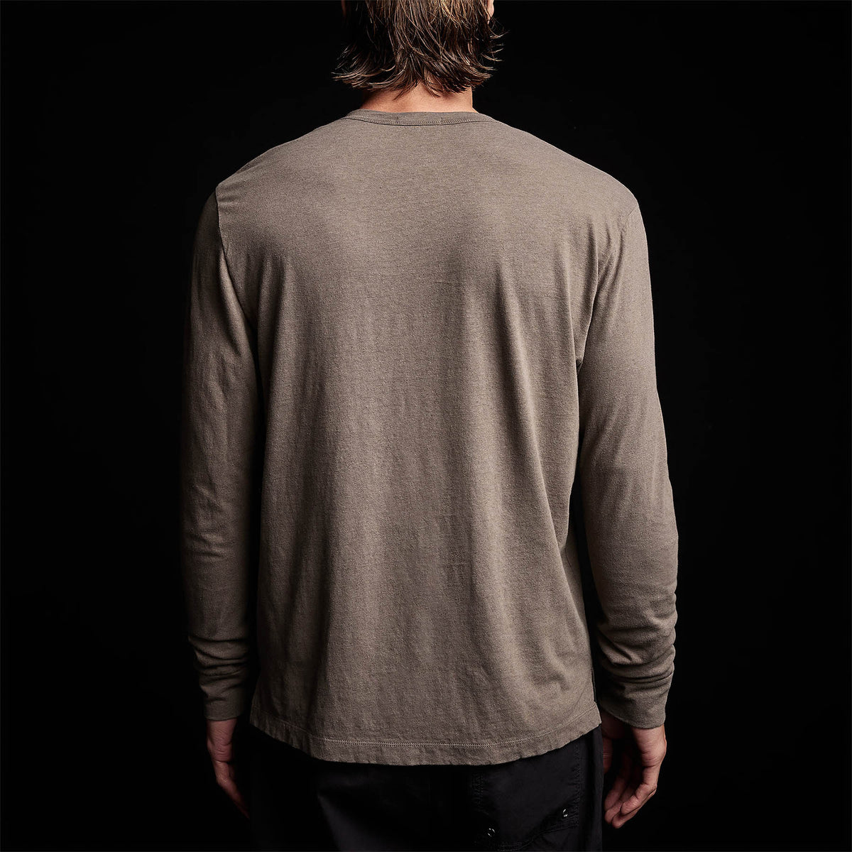 Soft Slub Jersey Long Sleeve Henley in River Rock | James Perse Los Angeles 