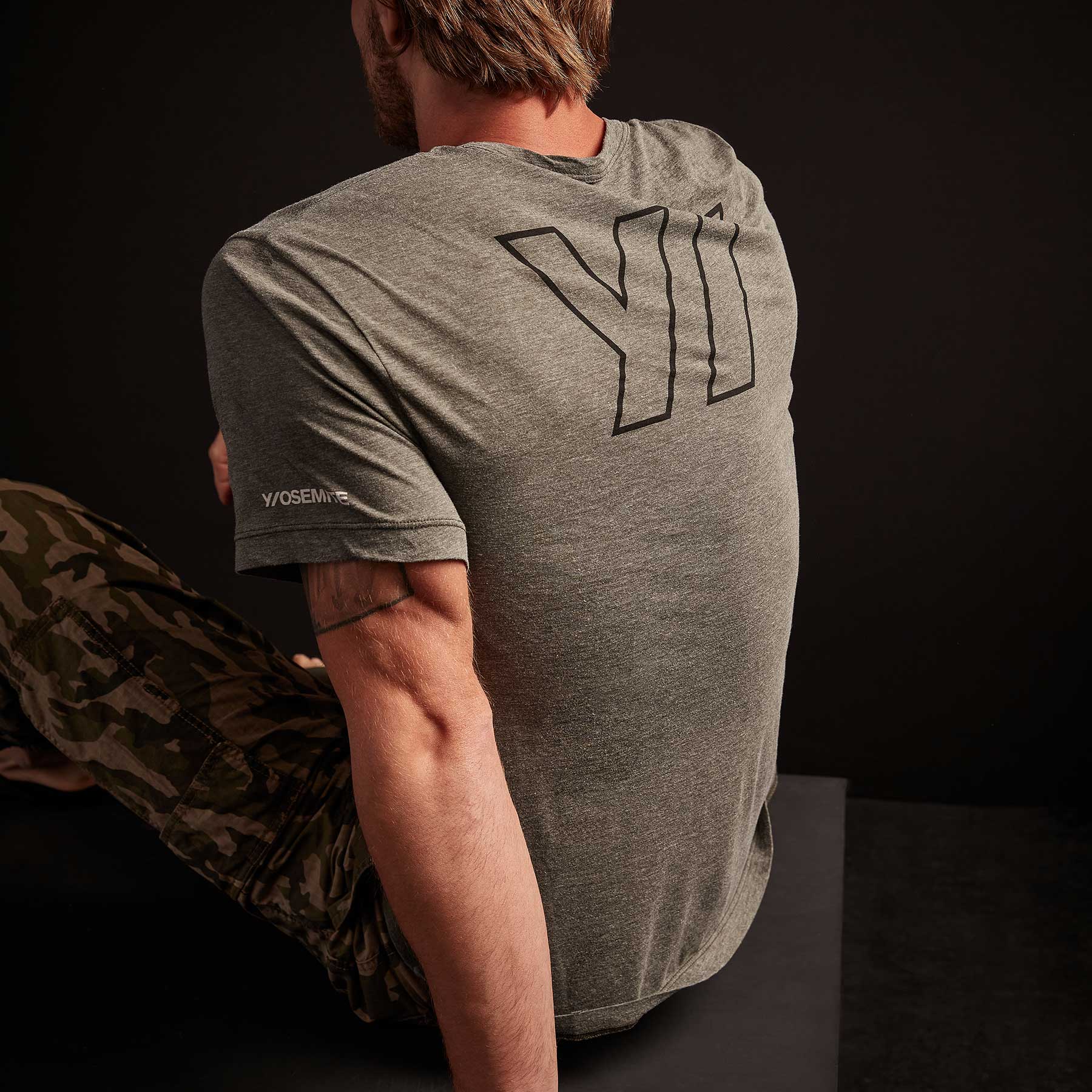 Y/OSEMITE Melange Tech Jersey T Shirt - Evergreen | James Perse Los Angeles