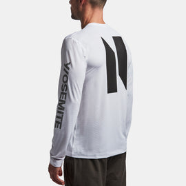Y/OSEMITE Performance Ski Graphic Crew In White | James Perse Los Angeles