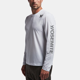 Y/OSEMITE Performance Ski Graphic Crew In White | James Perse Los Angeles