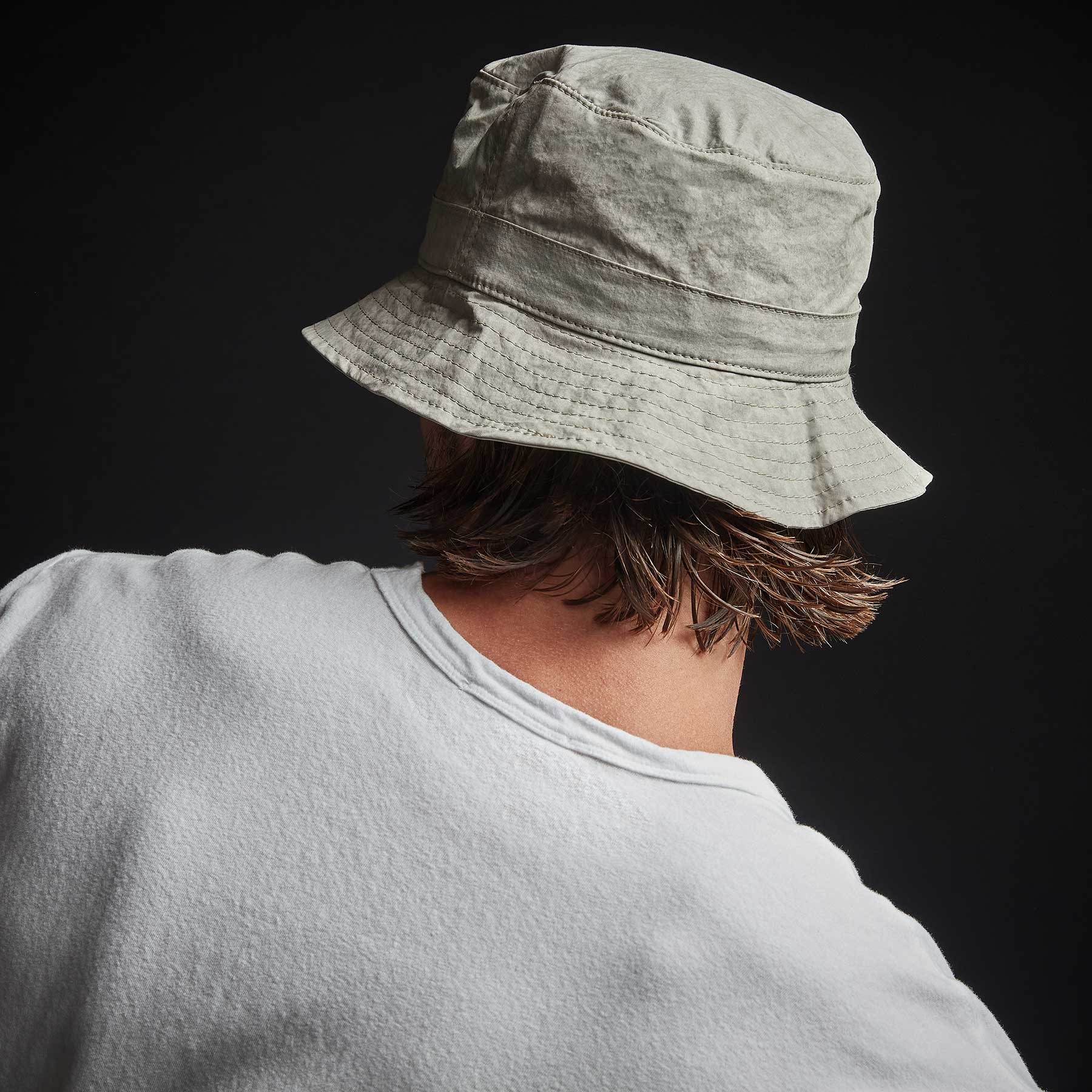 Parachute Poplin Bucket Hat - Mineral Pigment | James Perse Los