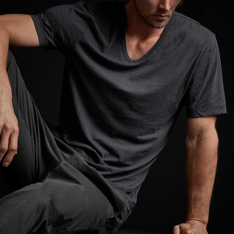 Recycled Lotus Jersey Soft V Neck in Magma | James Perse Los Angeles