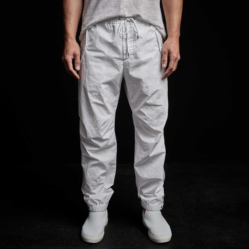 Parachute Flight Pant in White | James Perse Los Angeles