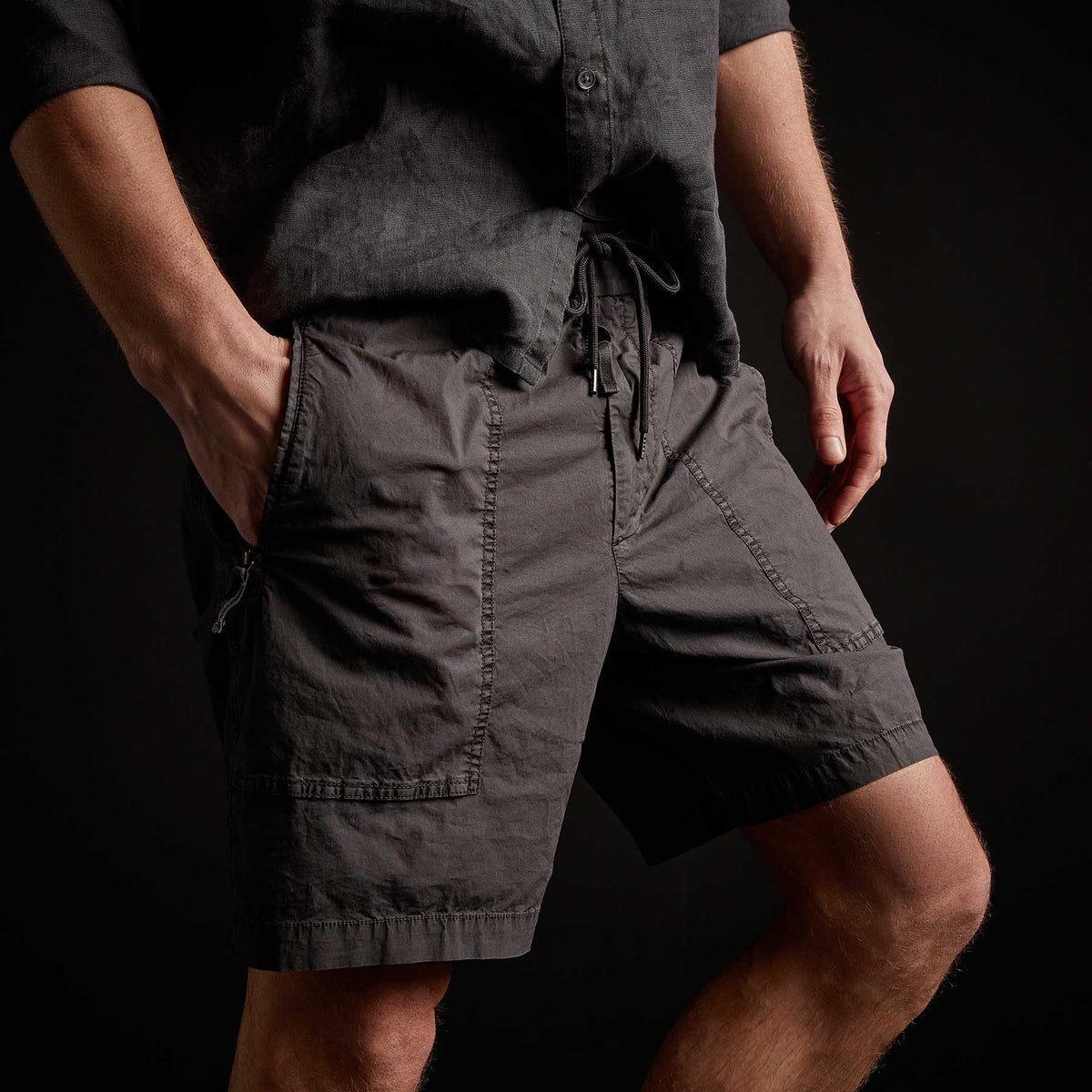Zipper Pocket Short in Magma Pigment | James Perse Los Angeles