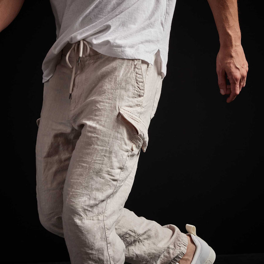 Slub Linen Cargo Pant in Salt Pigment | James Perse Los Angeles 