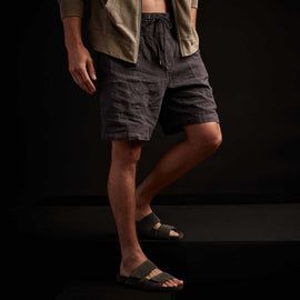 Linen Utility Short In Asphalt Pigment | James Perse Los Angeles