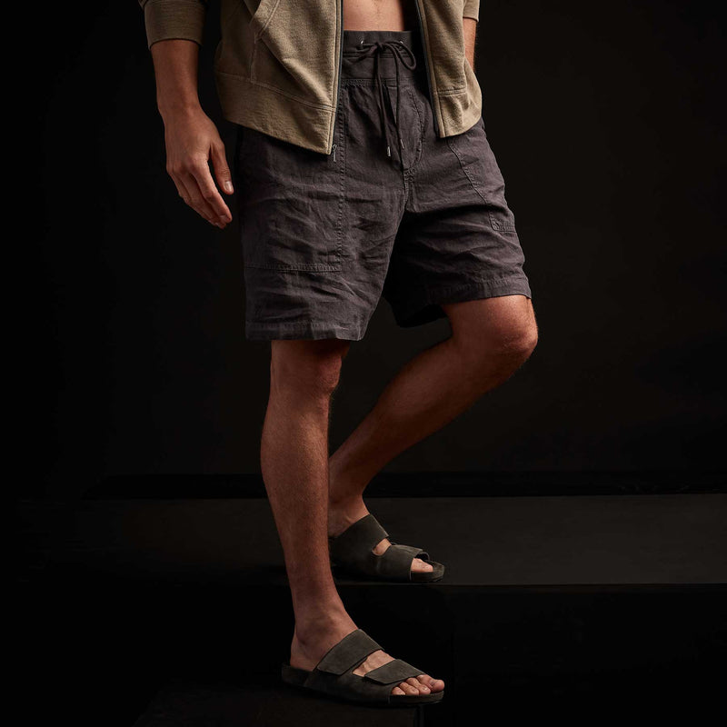 Linen Utility Short In Asphalt Pigment | James Perse Los Angeles