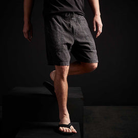 Linen Utility Short in Magma Pigment | James Perse Los Angeles 