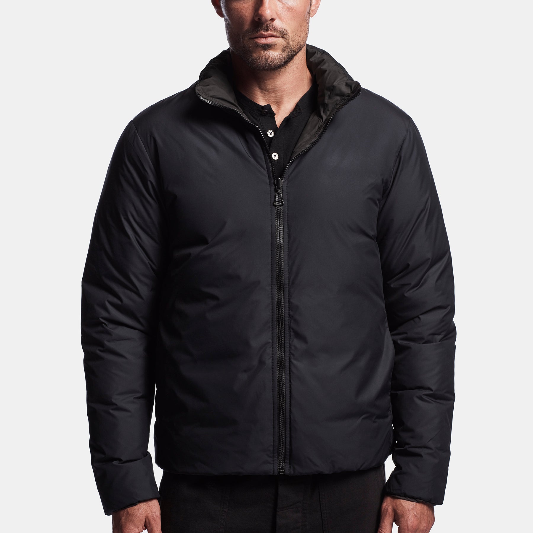 Y/OSEMITE Reversible Down Jacket In Black/Navy | James Perse Los Angeles