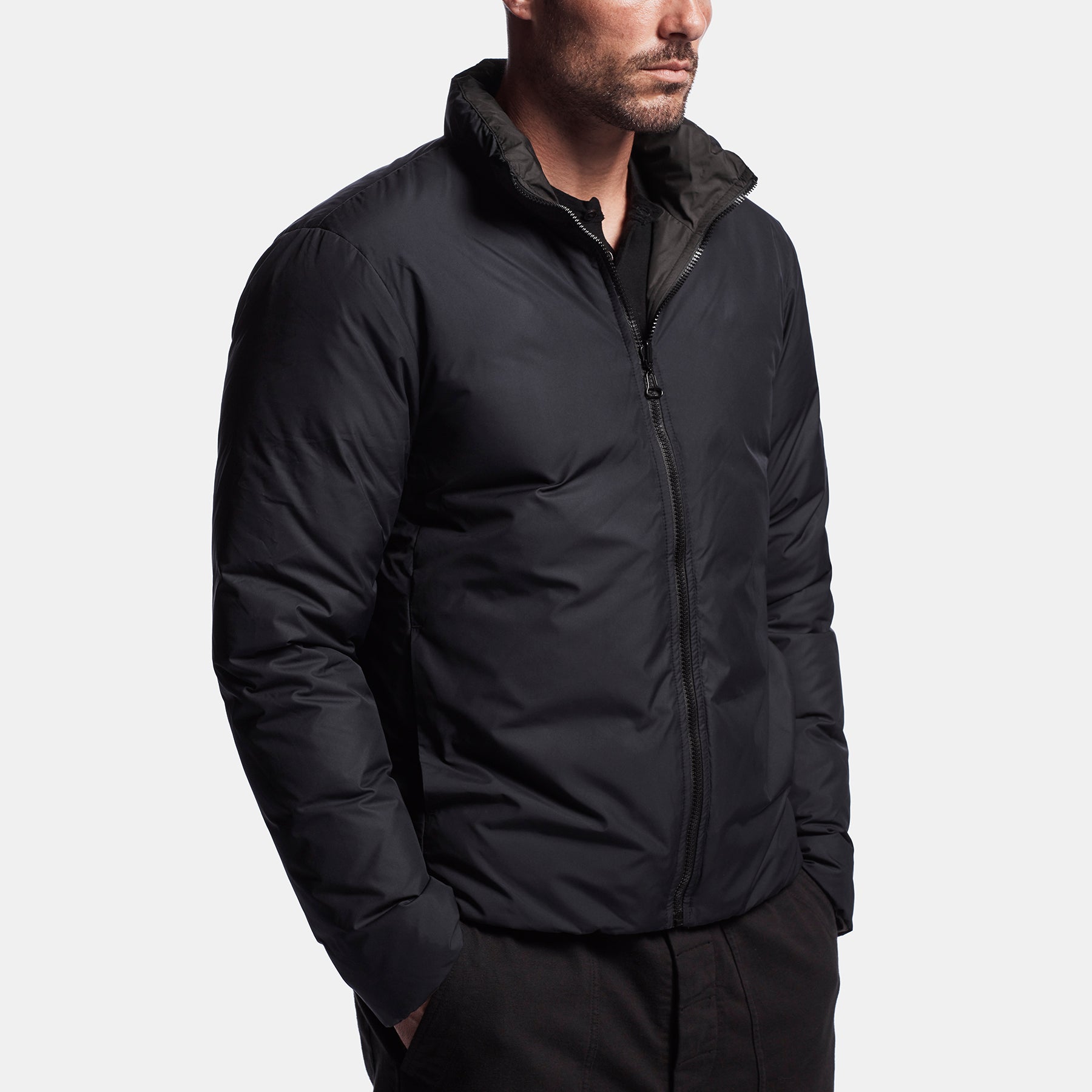 Y/OSEMITE Reversible Down Jacket In Black/Navy | James Perse Los Angeles
