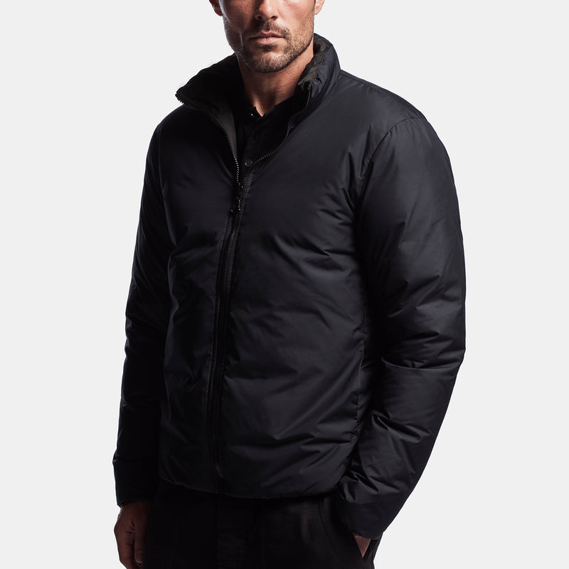 Y/OSEMITE Reversible Down Jacket In Black/Navy | James Perse Los Angeles