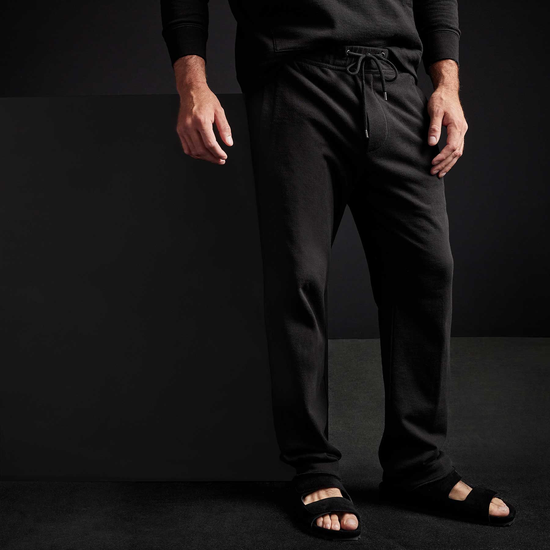 Cotton Fleece Pants in Black | James Perse Los Angeles