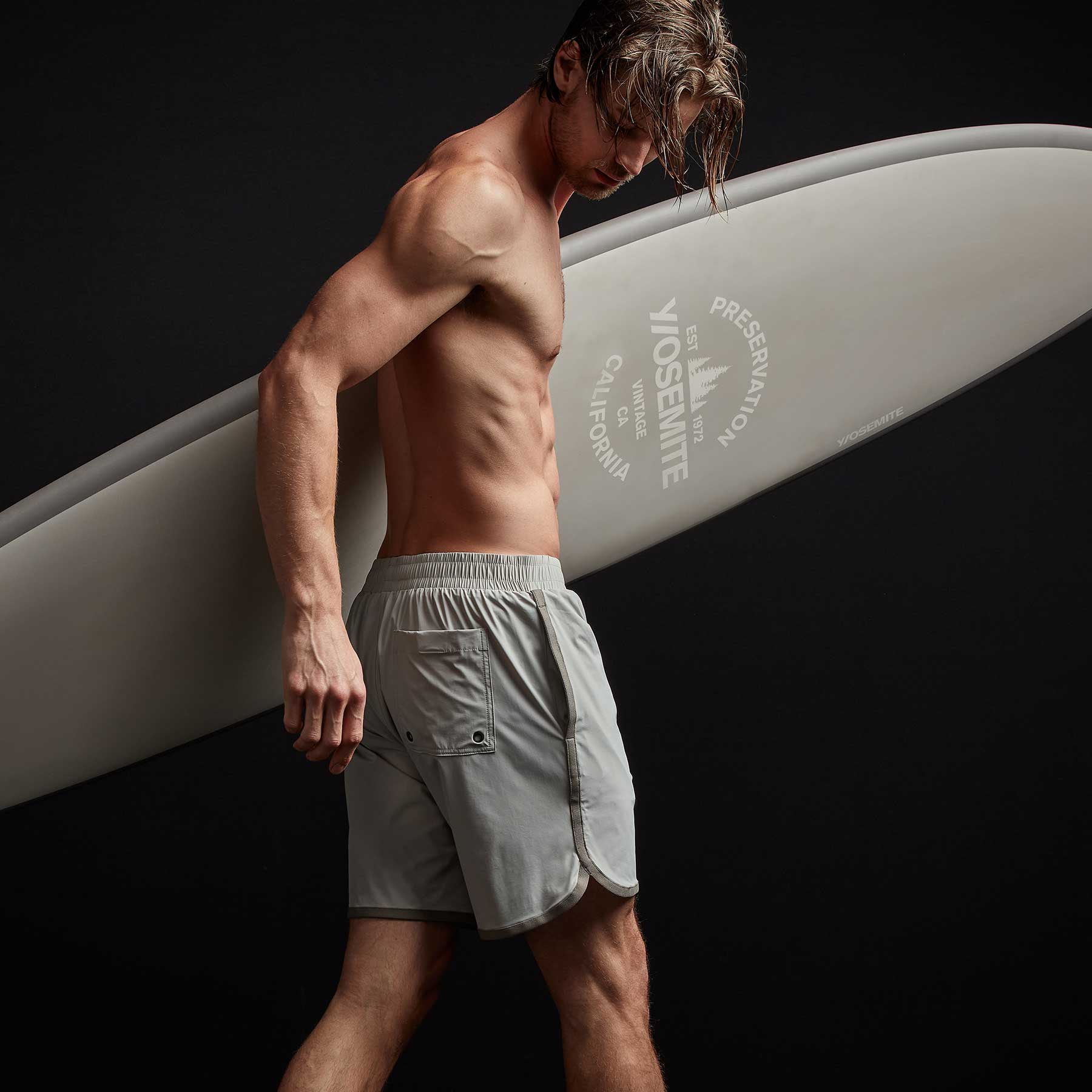 Y/OSEMITE Curved Hem Board Short - Smoke/Koala | James Perse Los Angeles