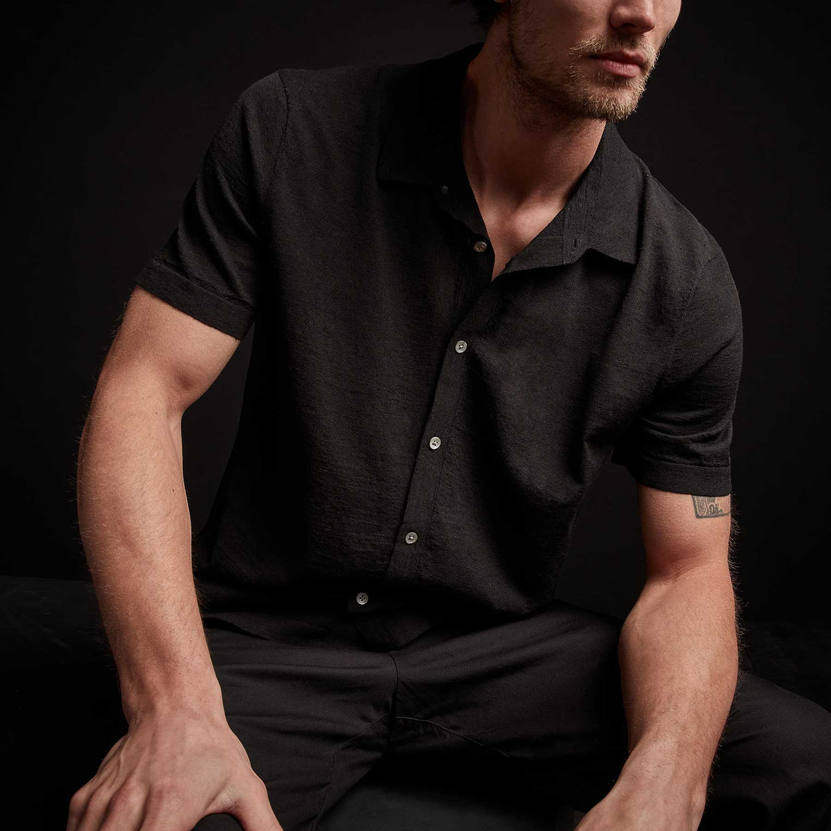 Linen Blend Knit Shirt - Black | James Perse Los Angeles