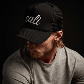 Cali Scuba Trucker Hat In Black | James Perse Los Angeles