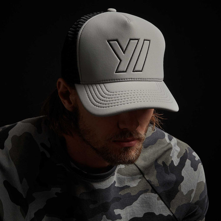 Y/ Outline Embroidery Hat - Pale Grey | James Perse Los Angeles