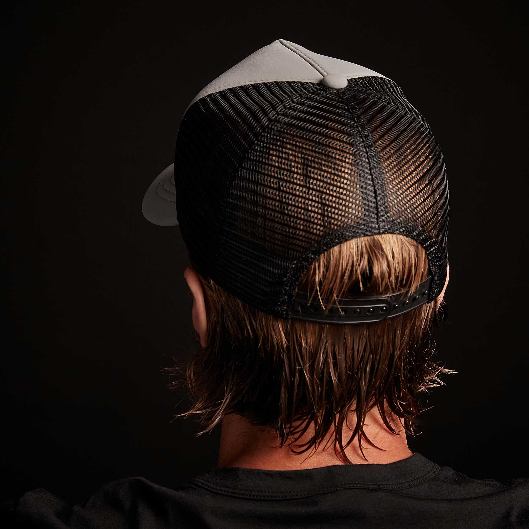 Wave Patch Scuba Trucker Hat - Pale Grey | James Perse Los Angeles