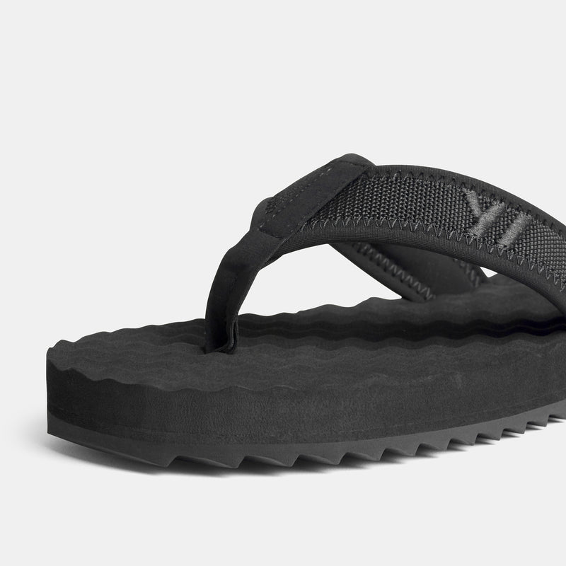 Y/OSEMITE Sport Flip Flop   Kids In Black/Black | James Perse Los Angeles