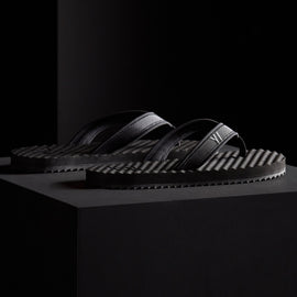 Men's Y/OSEMITE Sport Flip Flop - Black/Black | James Perse Los Angeles