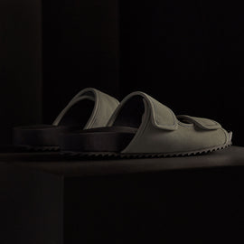 Binding Velcro Slide - Army Green/Black | James Perse Los Angeles