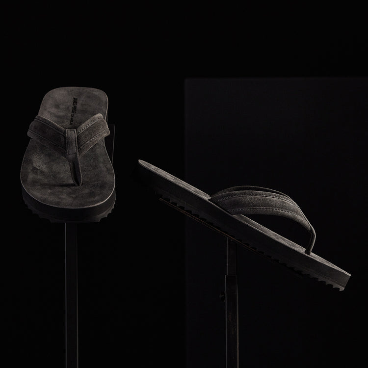 Men's Suede Flip Flop in Ash | James Perse Los Angeles