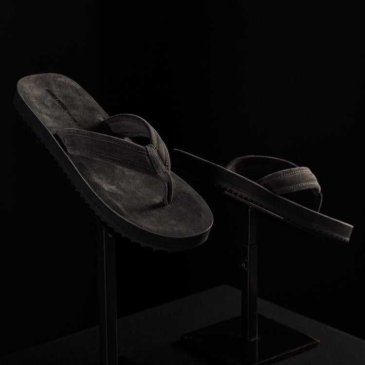 Men's Suede Flip Flop in Ash | James Perse Los Angeles