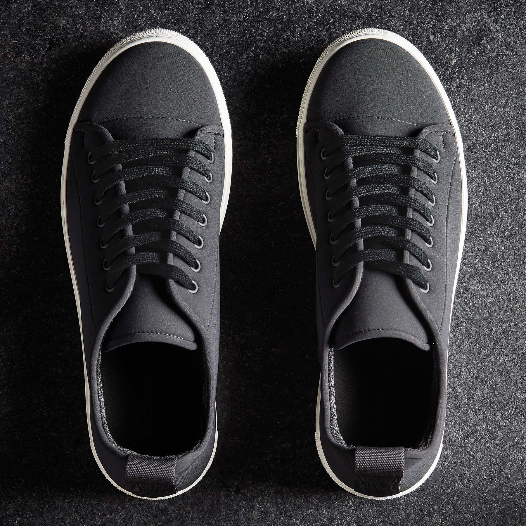 Carbon Low - Black | James Perse Los Angeles