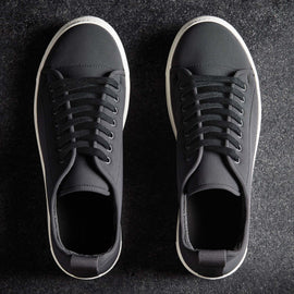 Carbon Low - Black | James Perse Los Angeles