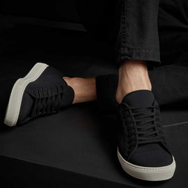 Carbon Low - Black | James Perse Los Angeles