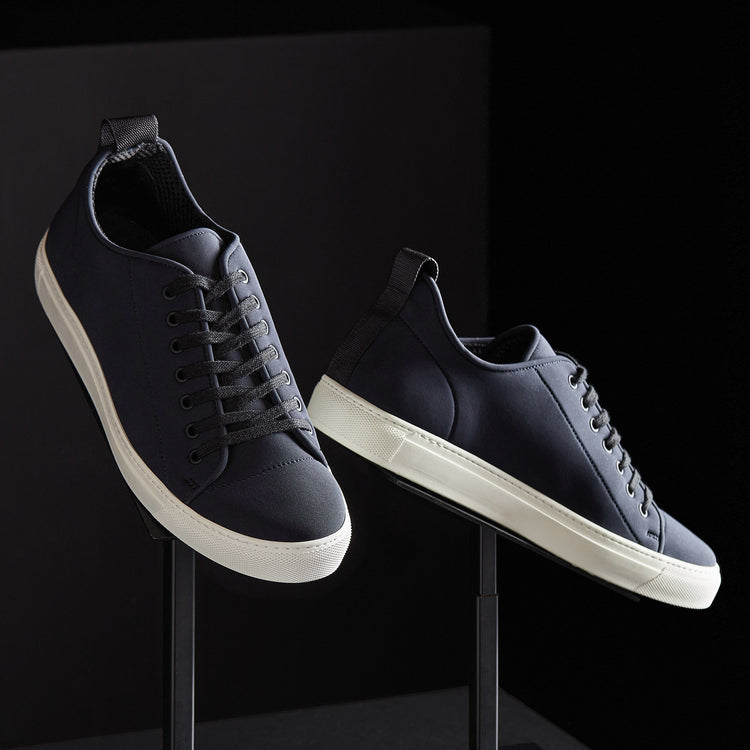 Carbon Low - Navy | James Perse Los Angeles