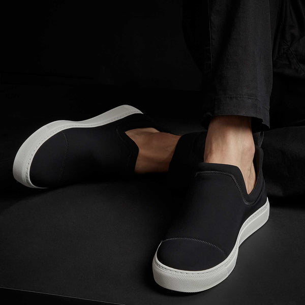 Men's Zuma Scuba Slip On - Black | James Perse Los Angeles