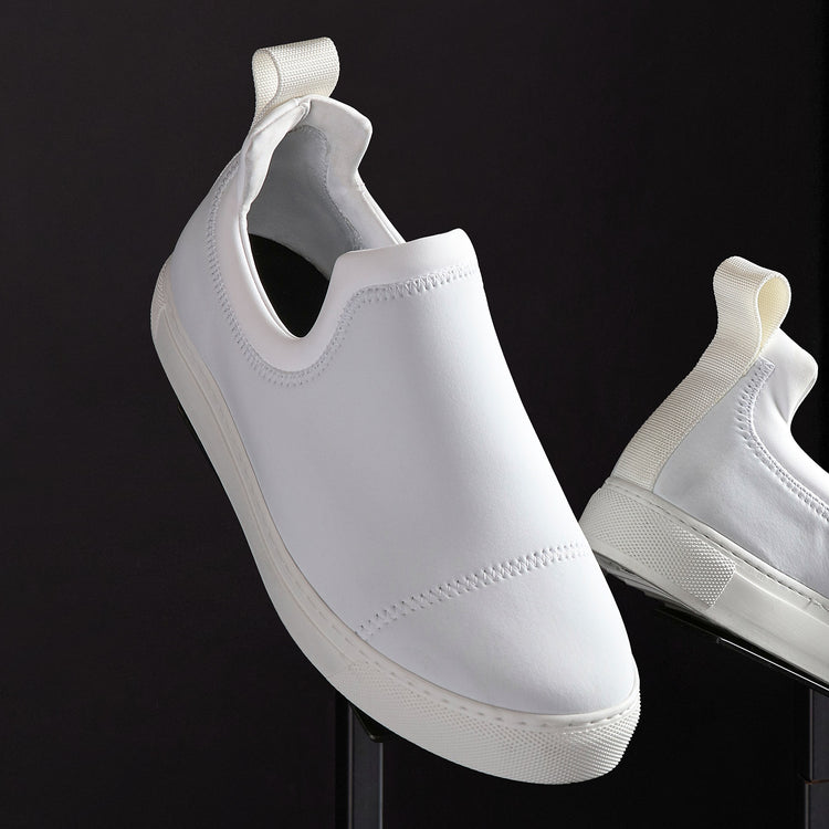 Men's Zuma Scuba Slip On in White | James Perse Los Angeles 
