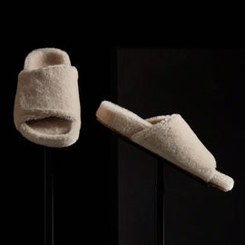 Alpaca Velcro Slide - Beige | James Perse Los Angeles