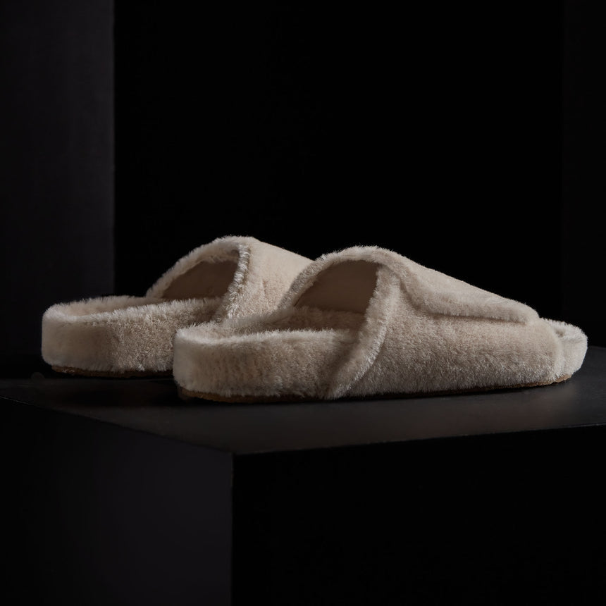 Alpaca Velcro Slide - Beige | James Perse Los Angeles
