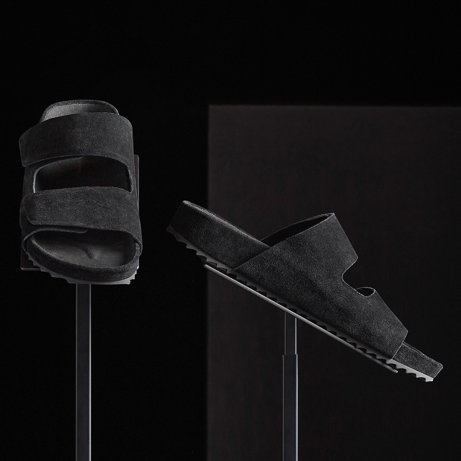 Women's Double Strap Suede Slide - Black | James Perse Los Angeles