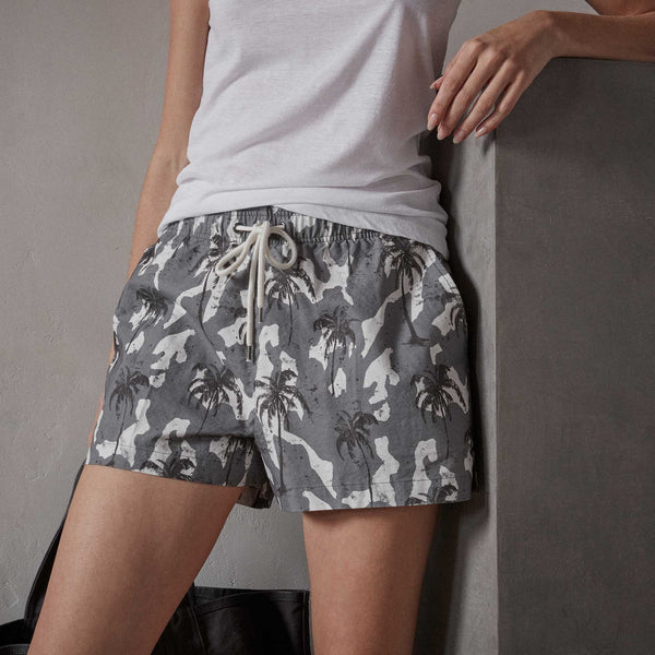 Camo Palm Print Short - North | James Perse Los Angeles