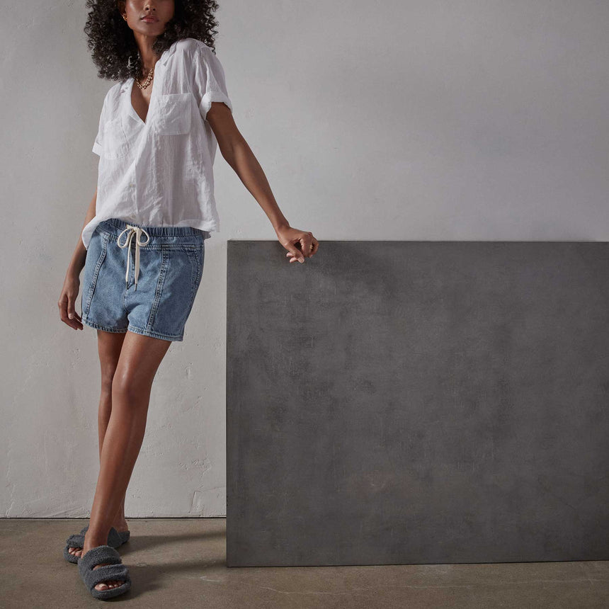 Patch Pocket Denim Short - Light Indigo | James Perse Los Angeles