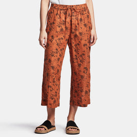 Island Print Cropped Pant In Amber Island Print | James Perse Los Angeles