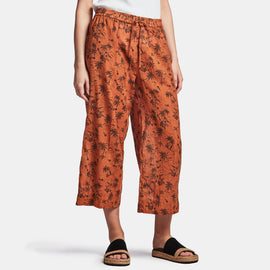 Island Print Cropped Pant In Amber Island Print | James Perse Los Angeles
