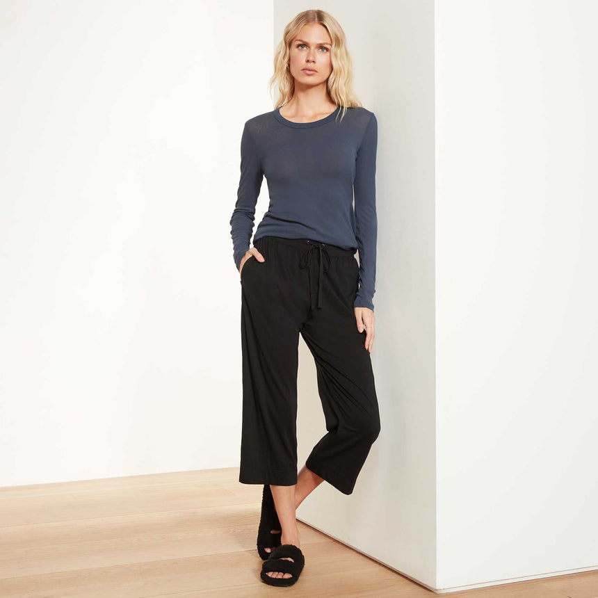 Luxe Lotus Jersey Cropped Pajama Pant in Black | James Perse Los Angeles