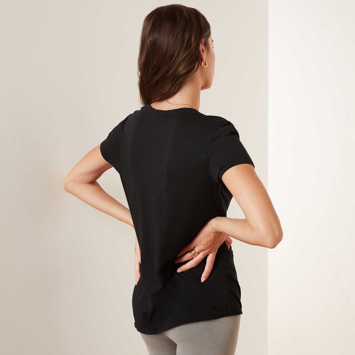 Luxe Lotus Jersey Tee In Black | James Perse Los Angeles