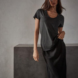 Luxe Lotus Jersey Tee In Carbon | James Perse Los Angeles