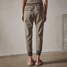 Mixed Media Pant in Ammo Pigment | James Perse Los Angeles